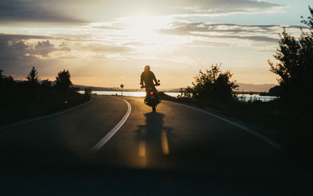 Rouler à moto l'été : quels équipements choisir ?